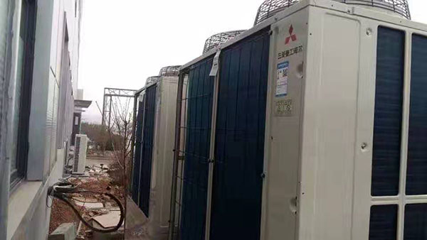新泰秋实集团